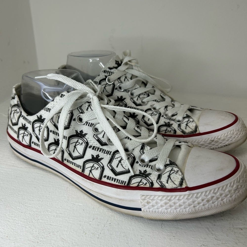 Converse All Stars Stylish Athletic Shoes with Unique Pattern